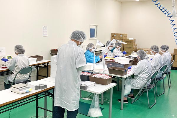 検品・検針の様子